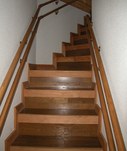 階段のレール